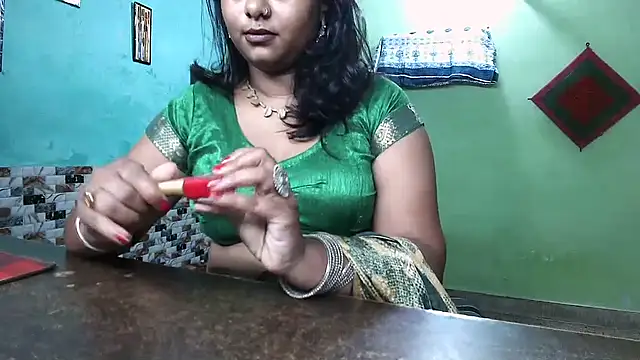 Snapshot of DearKimmi chatting on 09-28-25, 02:39 DearKimmi online show from 09-28-25, 02:39