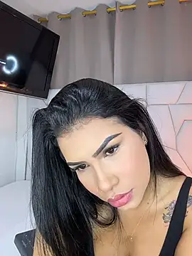 Snapshot of Paulaboterom chatting on 10-28-25, 03:14 Paulaboterom online show from 10-28-25, 03:14