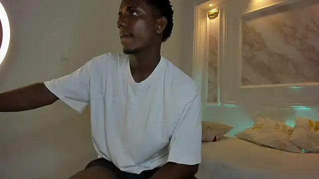 Amare 25 online show from 09-25-25, 08:01