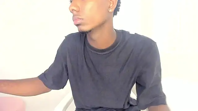 Amare 25 online show from 10-17-25, 06:54