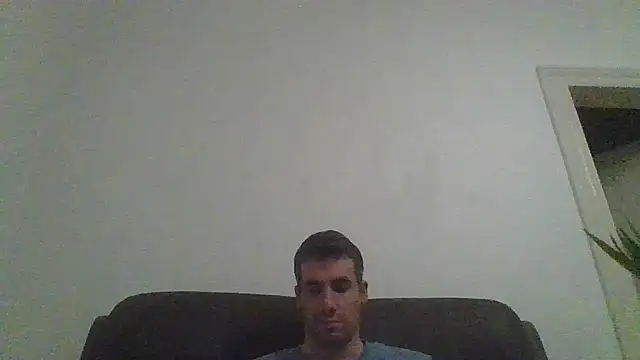 Snapshot of JulioIsHere4you chatting on 11-14-25, 11:24 JulioIsHere4you online show from 11-14-25, 11:24