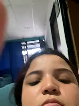 Snapshot of sofilop chatting on 09-12-25, 10:43 sofilop online show from 09-12-25, 10:43