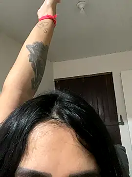 Snapshot of danilyns chatting on 09-30-25, 05:34 danilyns online show from 09-30-25, 05:34