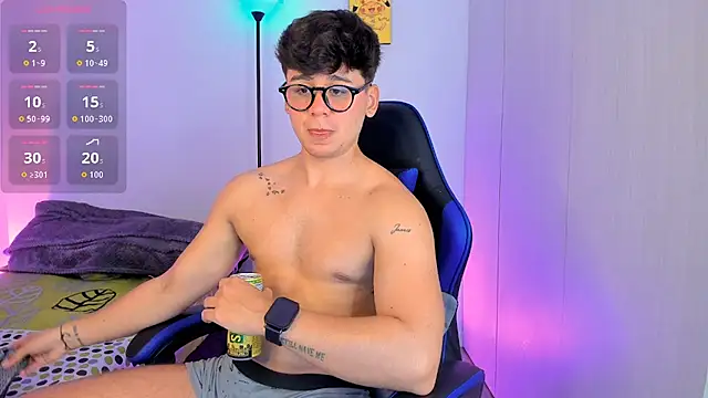 Snapshot of Gingertwink_n chatting on 05-16-26, 02:19 Gingertwink n online show from 05-16-26, 02:19