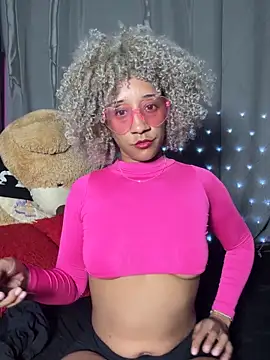 Snapshot of Dark_chanel chatting on 09-15-25, 04:12 Dark chanel online show from 09-15-25, 04:12