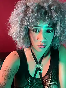 Snapshot of Dark_chanel chatting on 10-22-25, 03:51 Dark chanel online show from 10-22-25, 03:51