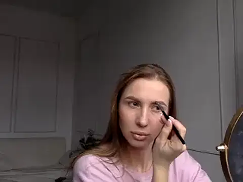 Alveryn online show from 11-01-25, 07:32