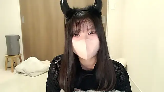 moka-neko online show from 10-31-25, 11:44