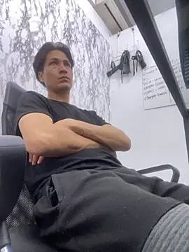 StevenHumps online show from 10-04-25, 03:26