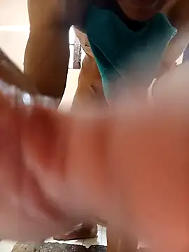 Snapshot of average_price chatting on 11-13-25, 04:33 average price online show from 11-13-25, 04:33