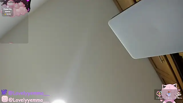 Snapshot of Dirtycalm chatting on 09-18-25, 04:58 Dirtycalm online show from 09-18-25, 04:58