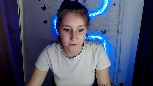 Milka kamila online show from 09-10-25, 11:54