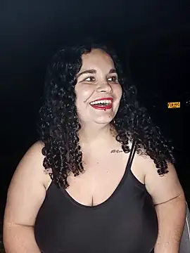 Snapshot of Reichel_05 chatting on 09-30-25, 05:34 Reichel 05 online show from 09-30-25, 05:34