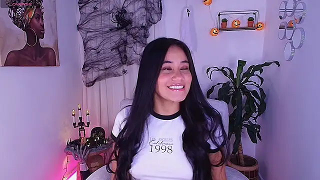 AlisxxnFx online show from 10-02-25, 03:46