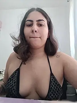 ApenasLys online show from 04-26-26, 02:04