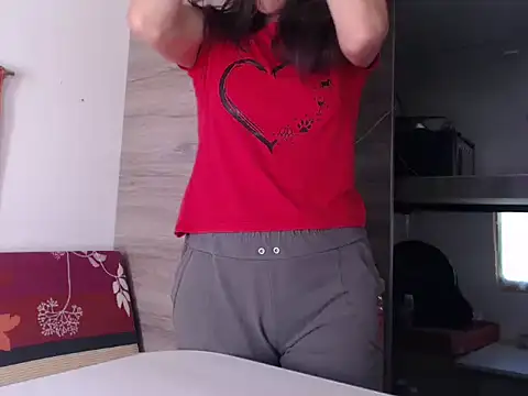 Snapshot of Missforever chatting on 09-21-25, 07:15 Missforever online show from 09-21-25, 07:15