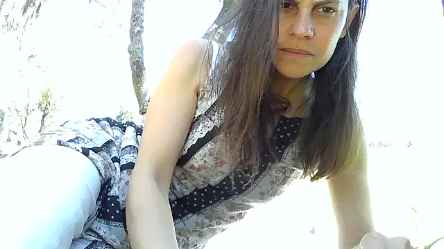 Snapshot of Missforever chatting on 09-24-25, 03:59 Missforever online show from 09-24-25, 03:59