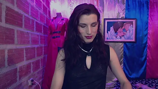 Snapshot of Moira-Hot chatting on 11-26-25, 10:22 Moira-Hot online show from 11-26-25, 10:22