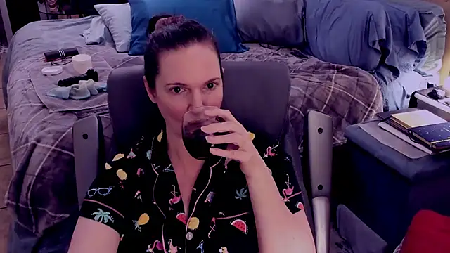 Snapshot of ninajaymes chatting on 12-18-24, 10:35 ninajaymes online show from 12-18-24, 10:35