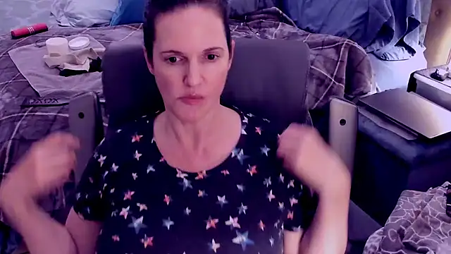 Snapshot of ninajaymes chatting on 01-01-25, 08:13 ninajaymes online show from 01-01-25, 08:13