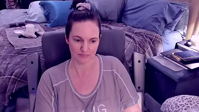 Snapshot of ninajaymes chatting on 01-04-25, 12:37 ninajaymes online show from 01-04-25, 12:37