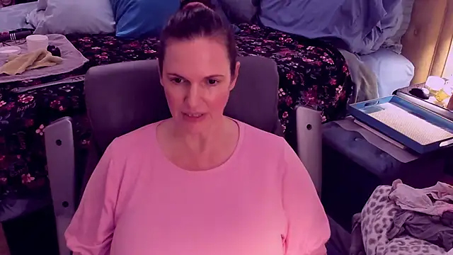 Snapshot of ninajaymes chatting on 01-09-25, 02:01 ninajaymes online show from 01-09-25, 02:01