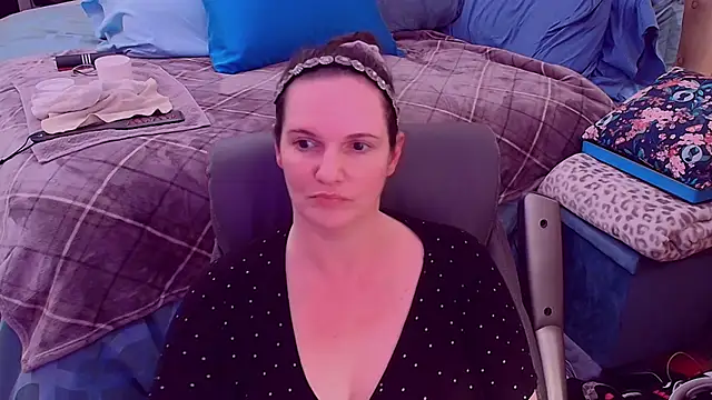 ninajaymes online show from 12-13-25, 11:54