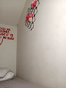 Snapshot of MilaFyre chatting on 01-09-26, 02:03 MilaFyre online show from 01-09-26, 02:03