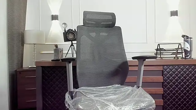 Snapshot of imrockstar chatting on 11-24-25, 07:13 imrockstar online show from 11-24-25, 07:13