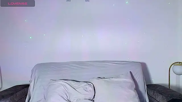 Snapshot of Dulce_Bella_ chatting on 10-10-25, 08:19 Dulce Bella online show from 10-10-25, 08:19