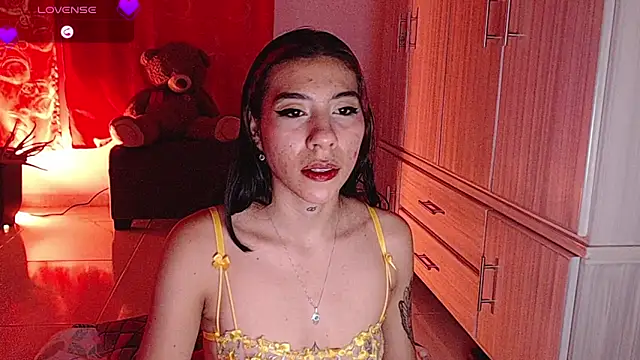 Snapshot of ocxxi_0524 chatting on 09-21-25, 04:03 ocxxi 0524 online show from 09-21-25, 04:03