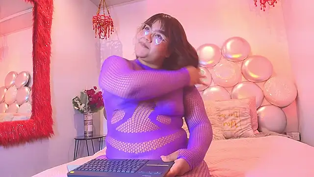 Snapshot of Rebeca_jackson chatting on 11-06-25, 07:37 Rebeca jackson online show from 11-06-25, 07:37