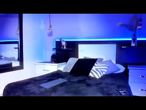 eriikjoness online show from 12-15-25, 07:18