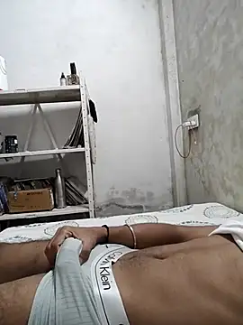 Snapshot of ritwesh chatting on 10-08-25, 07:33 ritwesh online show from 10-08-25, 07:33