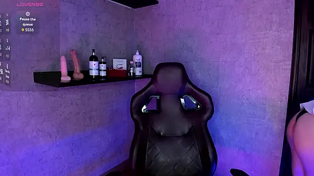 Lolarose  online show from 09-24-25, 04:54