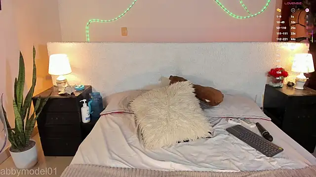 Snapshot of AbbyModel01 chatting on 10-03-25, 04:09 AbbyModel01 online show from 10-03-25, 04:09