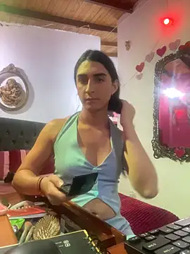 Snapshot of lola_diez chatting on 10-11-25, 10:19 lola diez online show from 10-11-25, 10:19