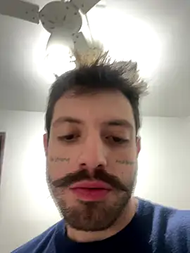 Snapshot of Luccaskonig chatting on 09-15-25, 10:37 Luccaskonig online show from 09-15-25, 10:37