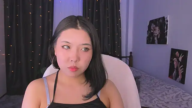 cutieskygirl  online show from 11-19-25, 06:52