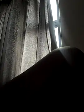 Snapshot of QUEEN_NOBUHLE_777 chatting on 09-15-25, 04:45 QUEEN NOBUHLE 777 online show from 09-15-25, 04:45