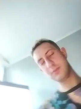 Snapshot of boytwink7 chatting on 09-21-25, 03:13 boytwink7 online show from 09-21-25, 03:13