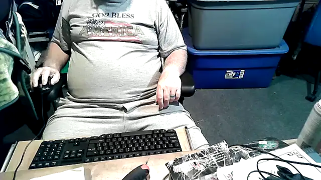 Snapshot of georgew62 chatting on 09-13-25, 03:17 georgew62 online show from 09-13-25, 03:17