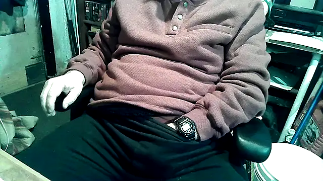 Snapshot of georgew62 chatting on 02-21-26, 08:54 georgew62 online show from 02-21-26, 08:54