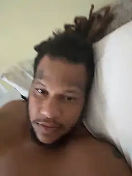 Snapshot of Sexdemonfrfr chatting on 09-26-25, 09:08 Sexdemonfrfr online show from 09-26-25, 09:08