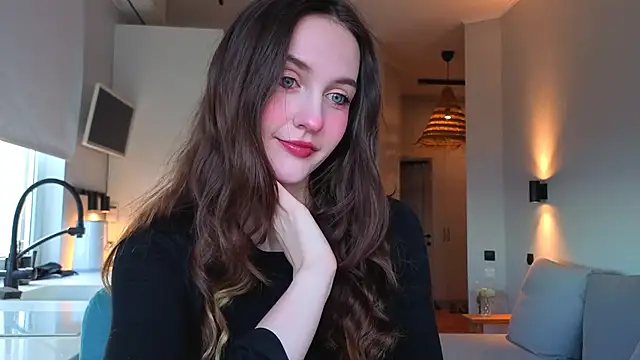 Snapshot of Lily_Land chatting on 12-14-25, 06:19 Lily Land online show from 12-14-25, 06:19