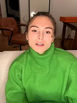 SophiiaStarr online show from 09-24-25, 06:33