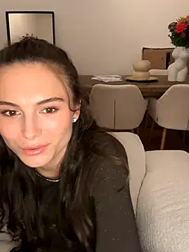 SophiiaStarr online show from 10-24-25, 05:42