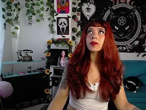 Snapshot of SamanthaShelby chatting on 11-10-25, 12:04 SamanthaShelby online show from 11-10-25, 12:04