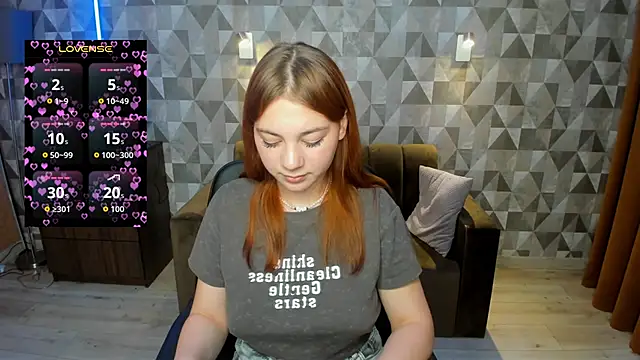 AnnaStills online show from 11-26-25, 01:23