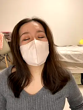 NATSUMI00 online show from 10-24-25, 04:03